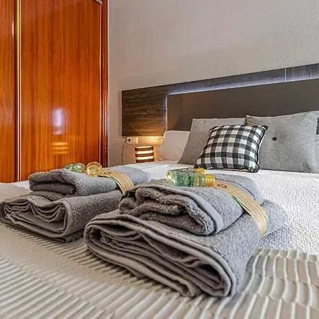 797holidayrentals- En Torremuelle Con Terraza Y Piscina * بينالماذينا