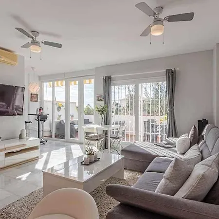 797holidayrentals- En Torremuelle Con Terraza Y Piscina شقة